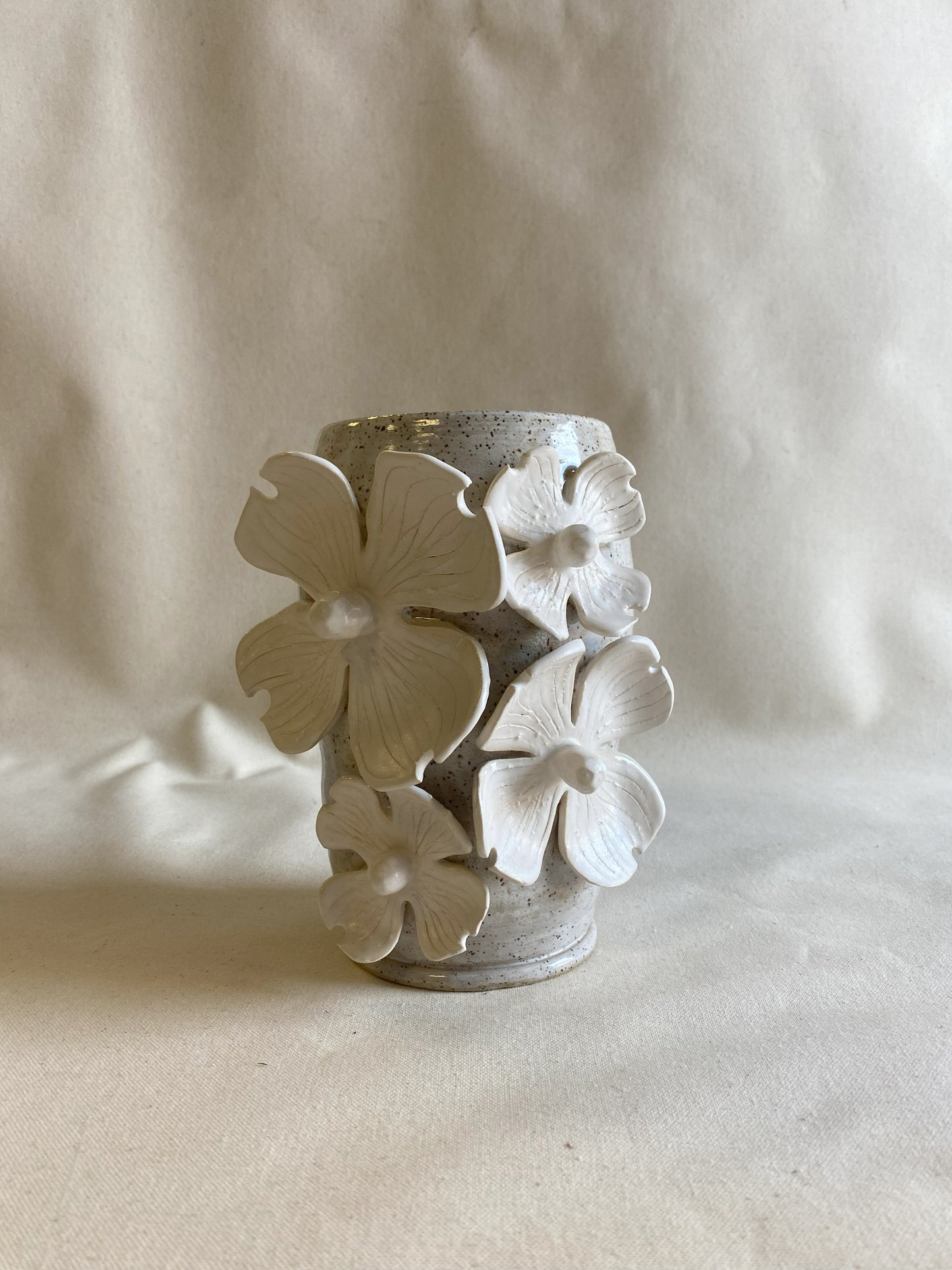 Dogwood Vase (quatre)