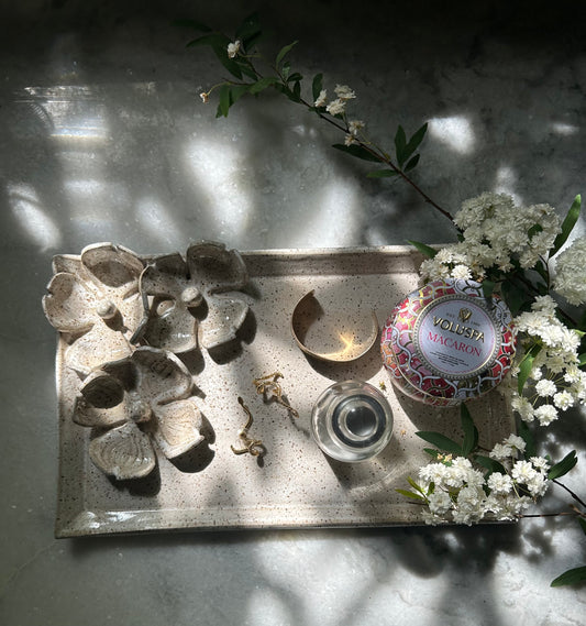 Triple dogwood vanity tray (n. 22)