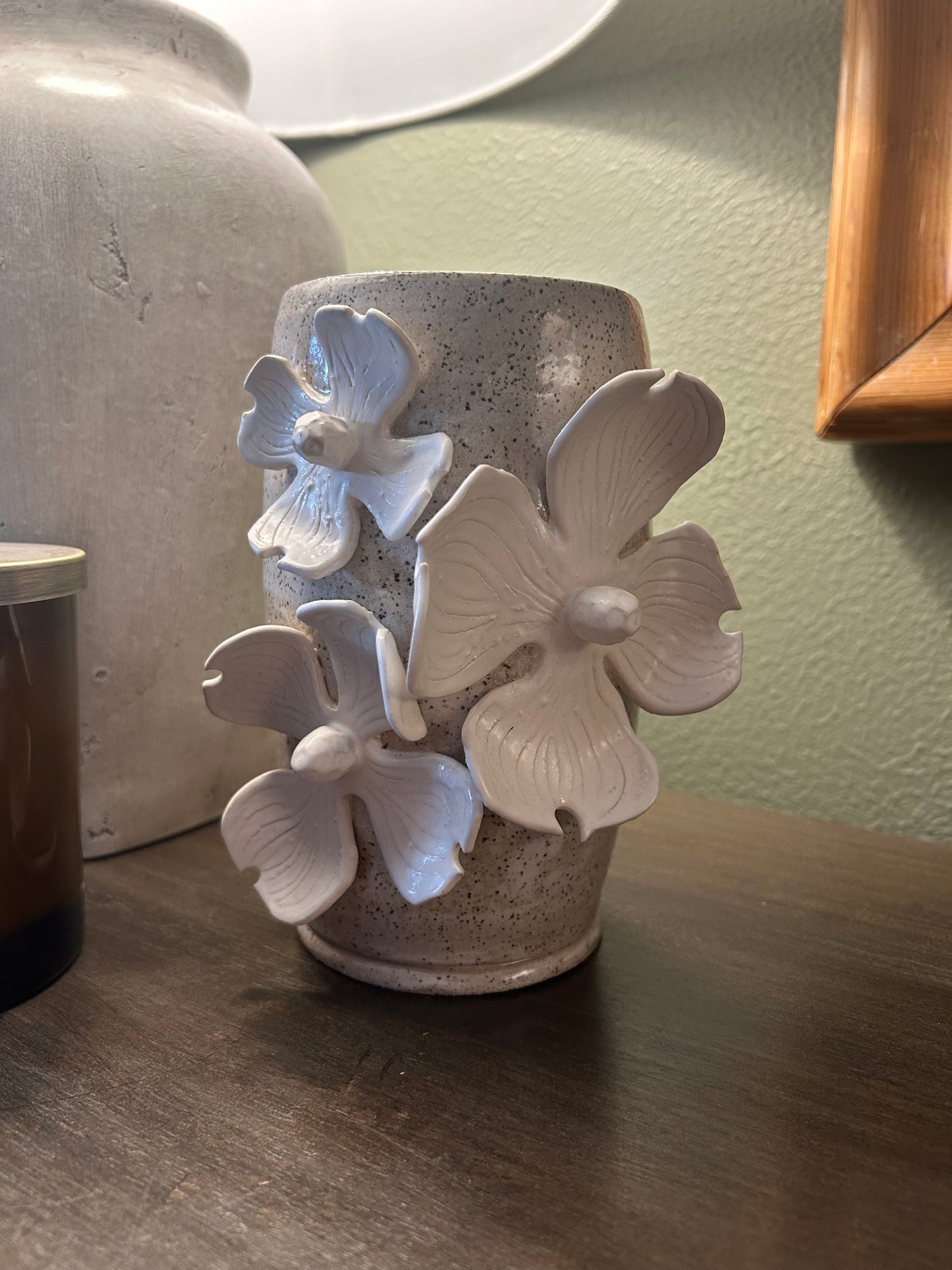 Triple Dogwood Vase (n. 05)