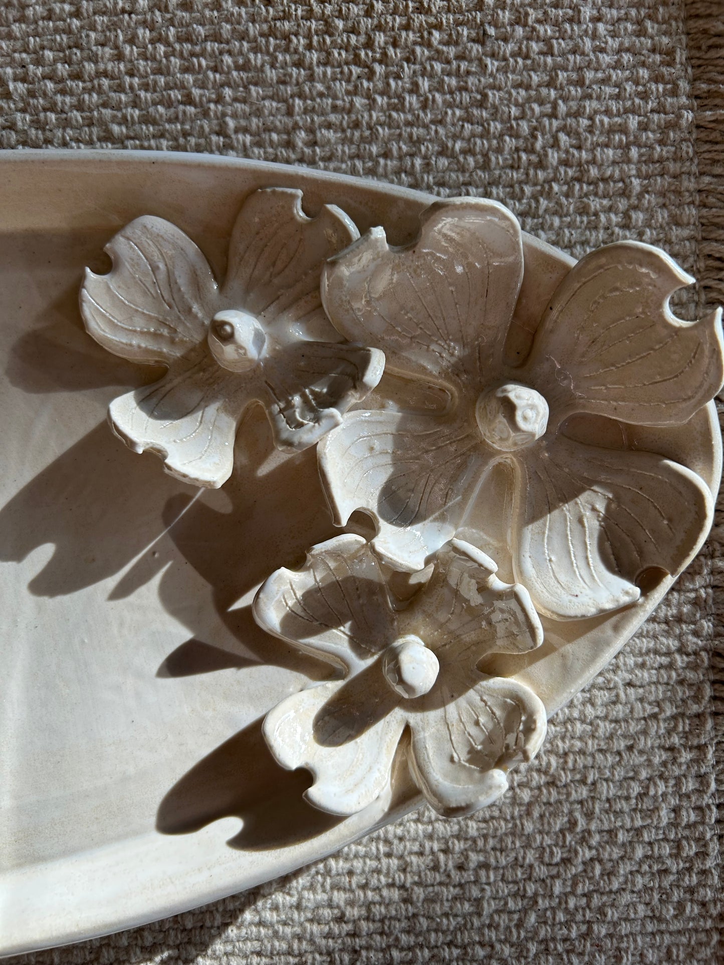 Triple Dogwood Platter (n. 07)