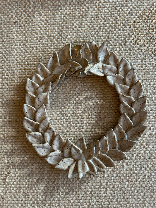 Hanging Wreath (small, full circle)