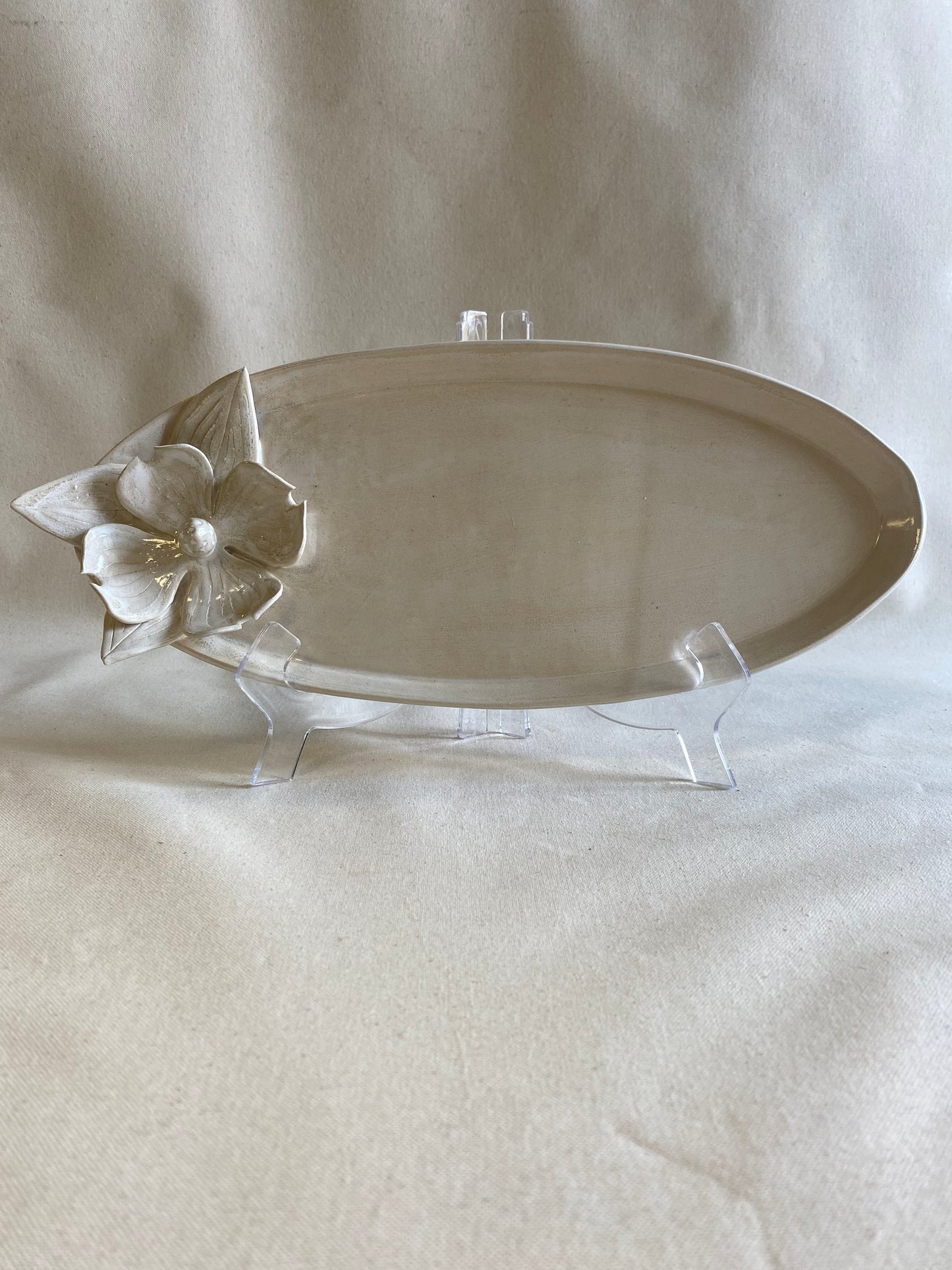 Small Oval Dogwood with leaves Platter